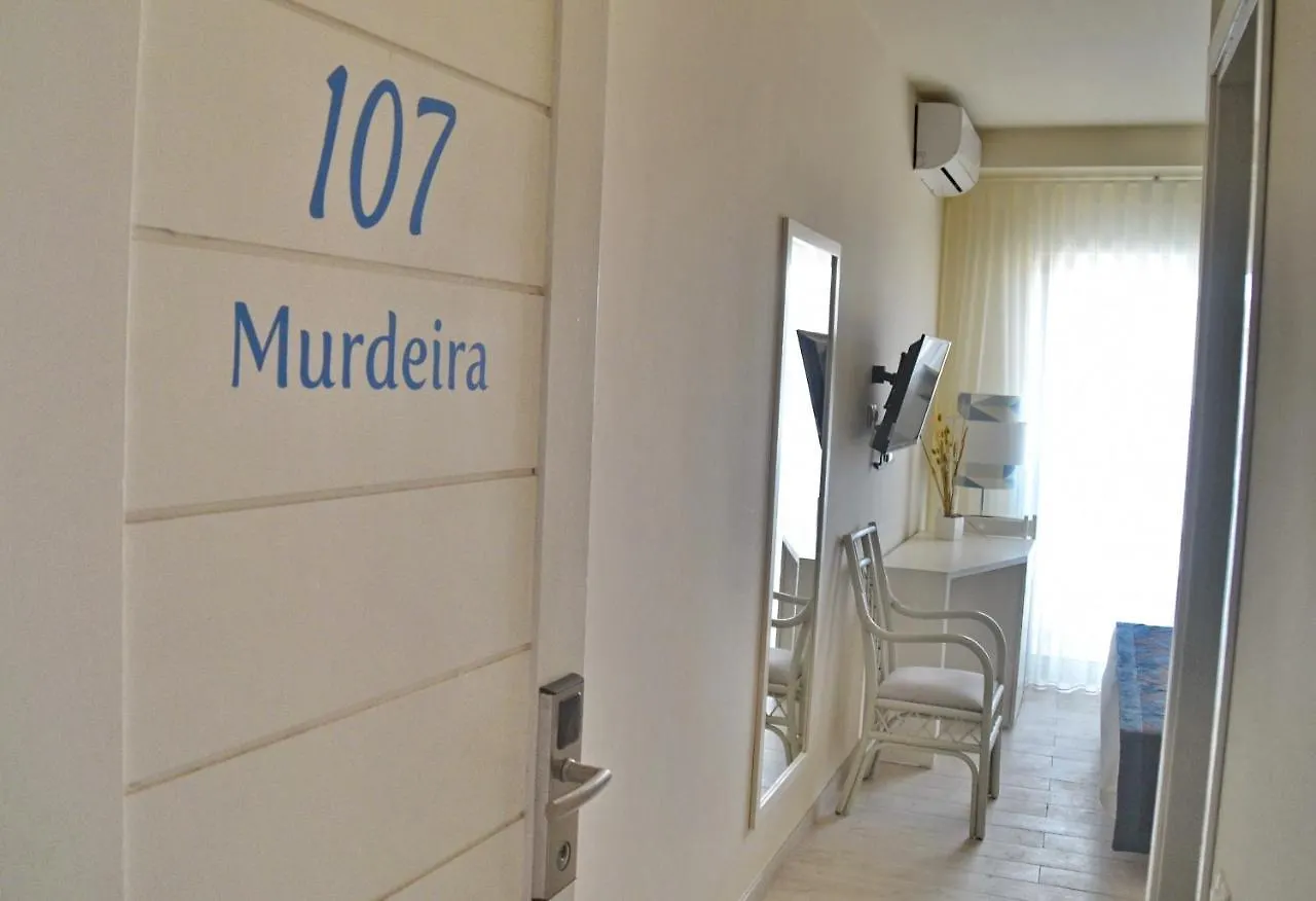 Ouril Hotel Julia Santa María