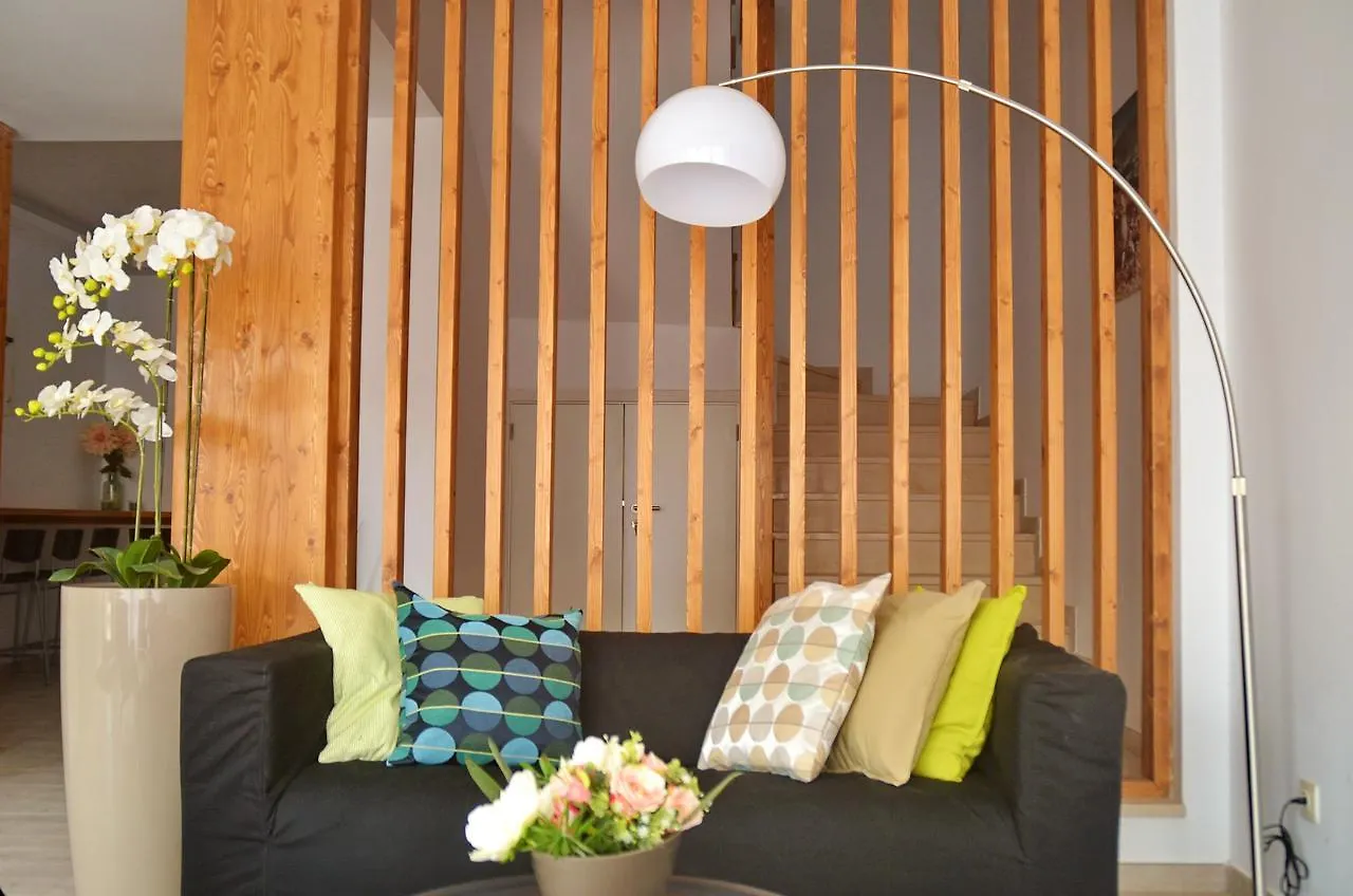 Ouril Hotel Julia Santa Maria