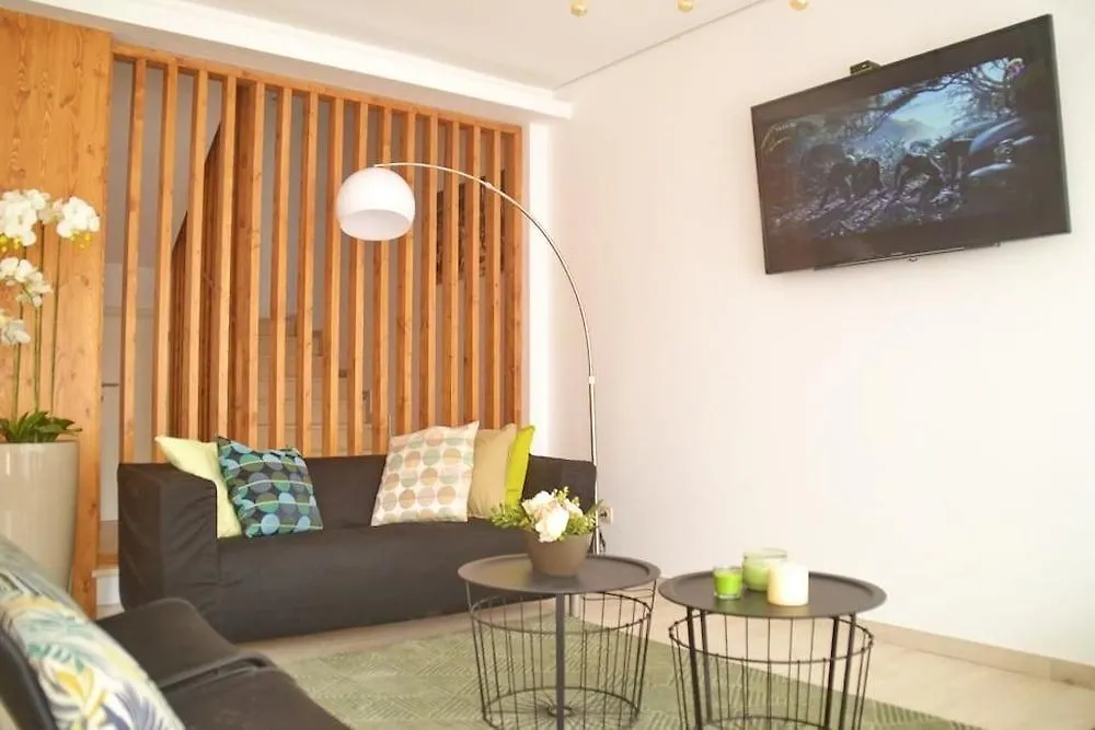 Ouril Hotel Julia Santa Maria