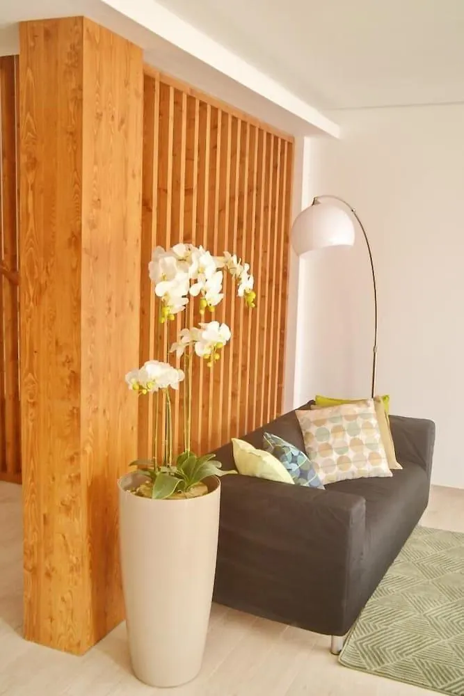 Ouril Hotel Julia Santa Maria
