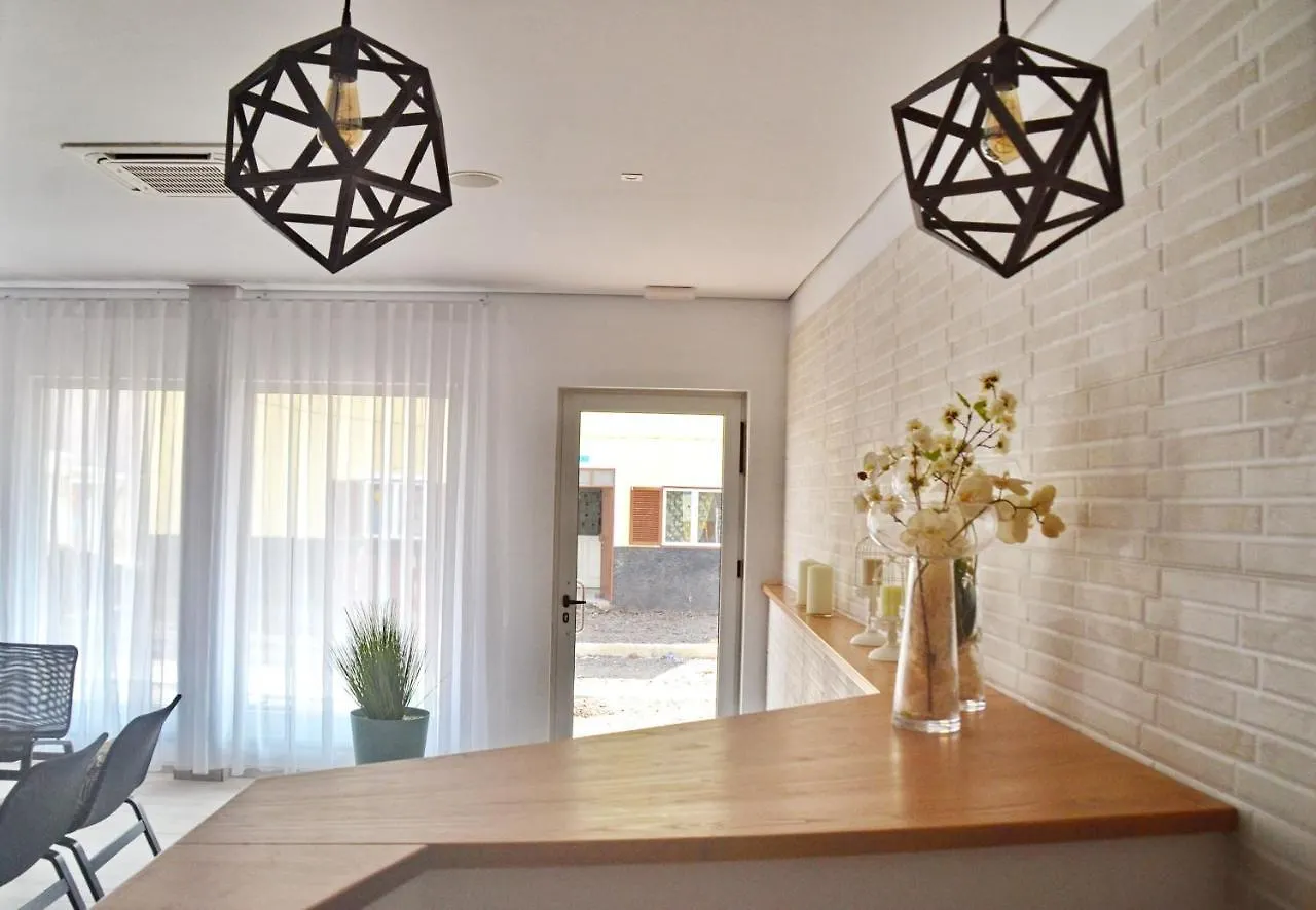 Ouril Hotel Julia Santa Maria
